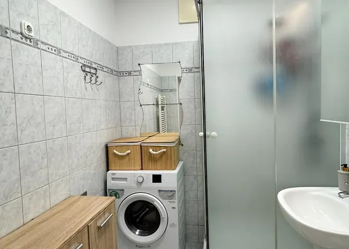 Modern Downtown Apartman